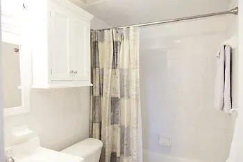 Colindale Apartments Williams Town Багамские острова
